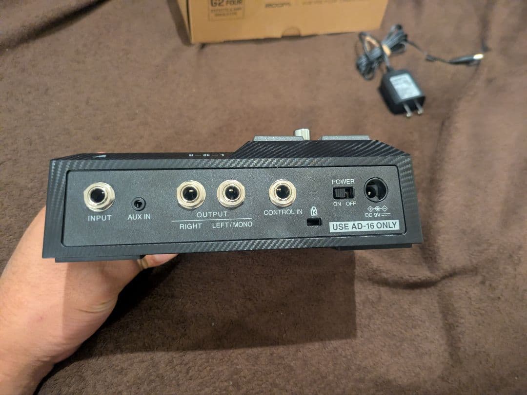 ZOOM G2 FOUR ギターエフェクター 本体