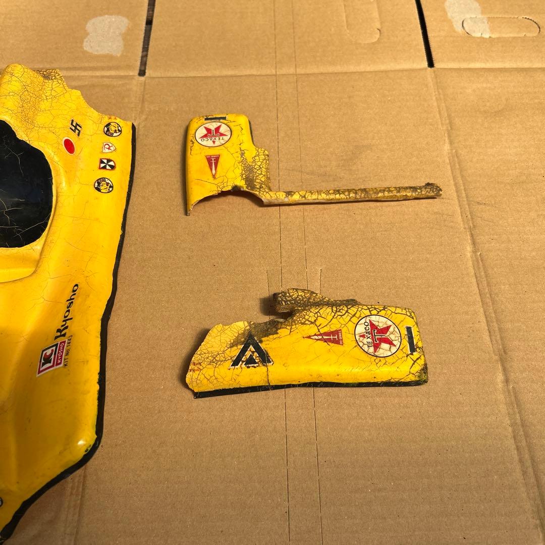 エンジン ラジコンカー