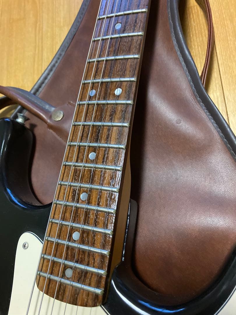 着払いです！ストラトキャスターstratcaster