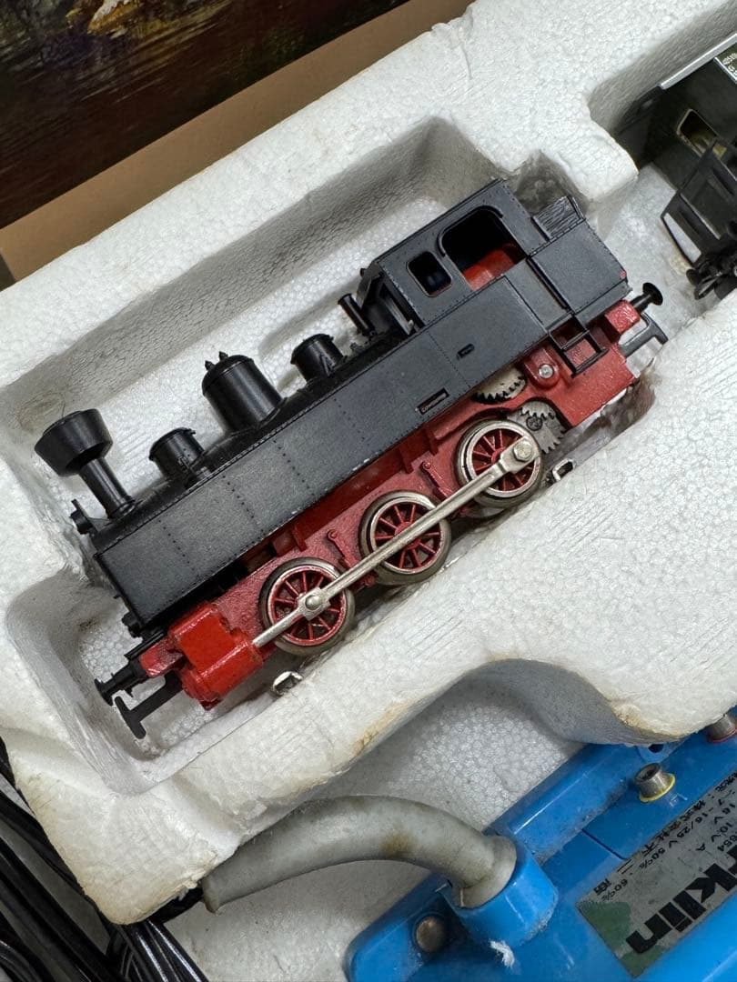 Märklin HOゲージ 機関車セットS＋線路セットE