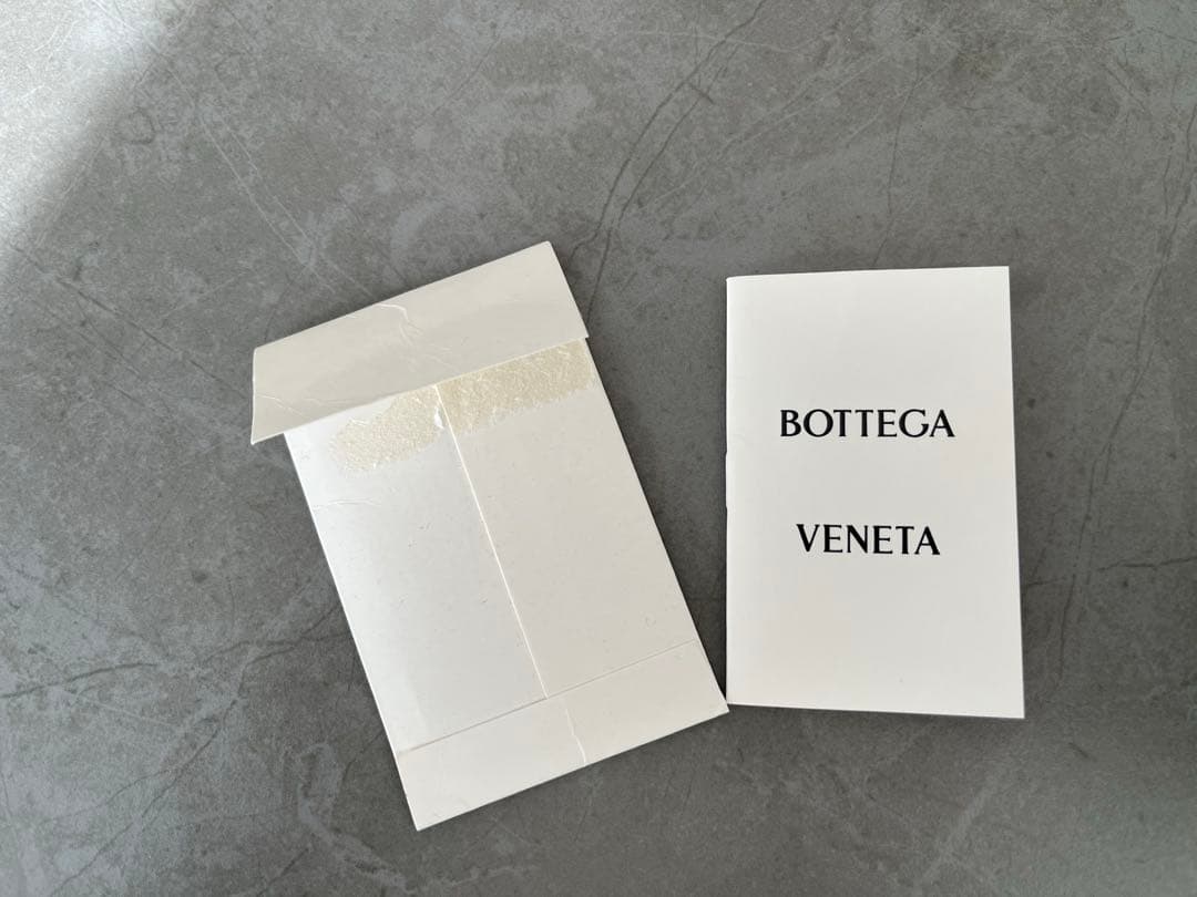 《bottega veneta》ミニカセットカメラバッグ