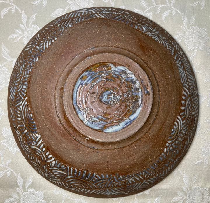 陶器　大皿　作家物　サインあり　直径約37.0cm