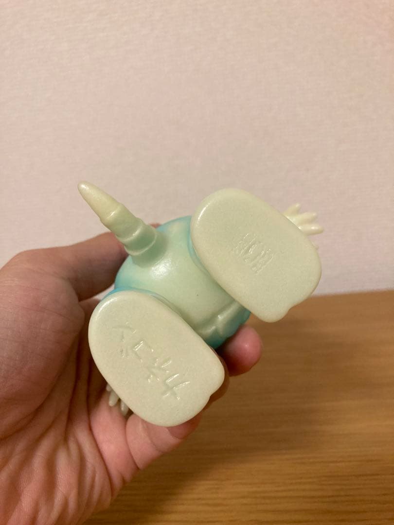 ブルマァク　カネゴン　蓄光　リトル怪獣シリーズ