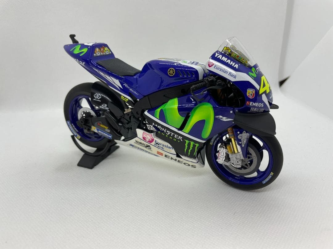 604-004 ミニチャンプス 1/12 ヤマハ YZR-M1 MotoGP