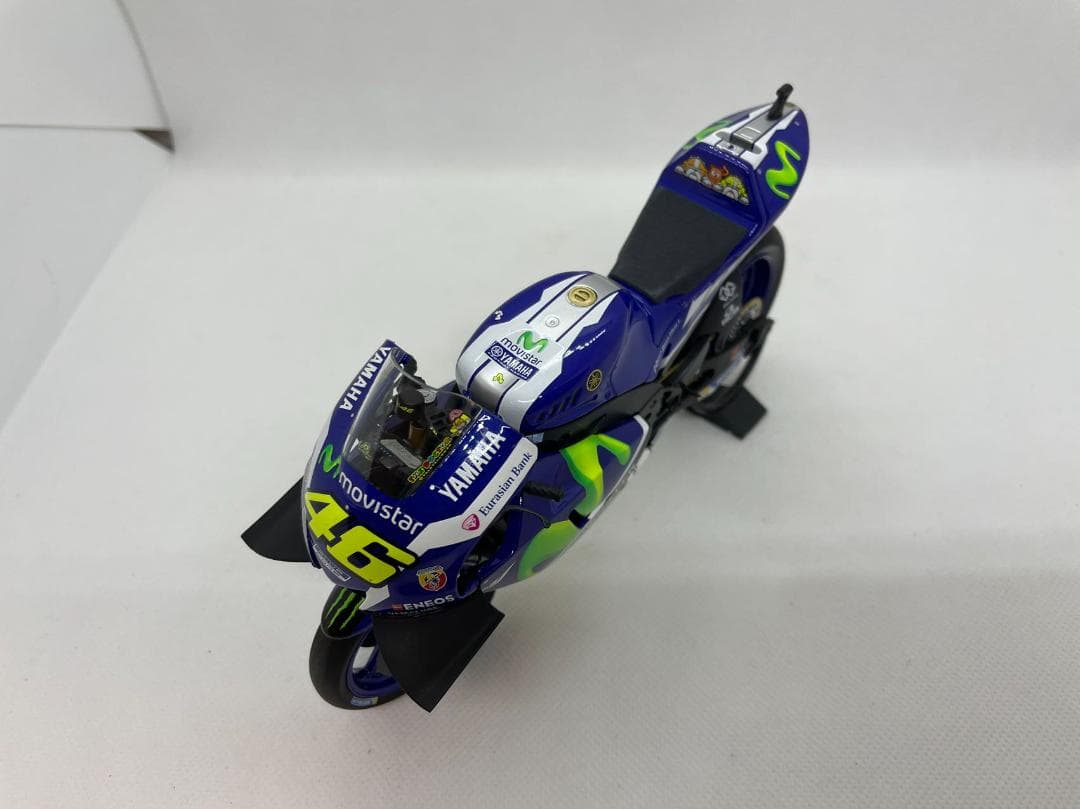 604-004 ミニチャンプス 1/12 ヤマハ YZR-M1 MotoGP