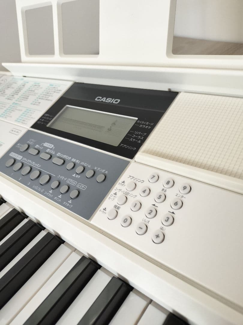 CASIO 光ナビゲーション キーボード LK-516 61鍵盤 230曲