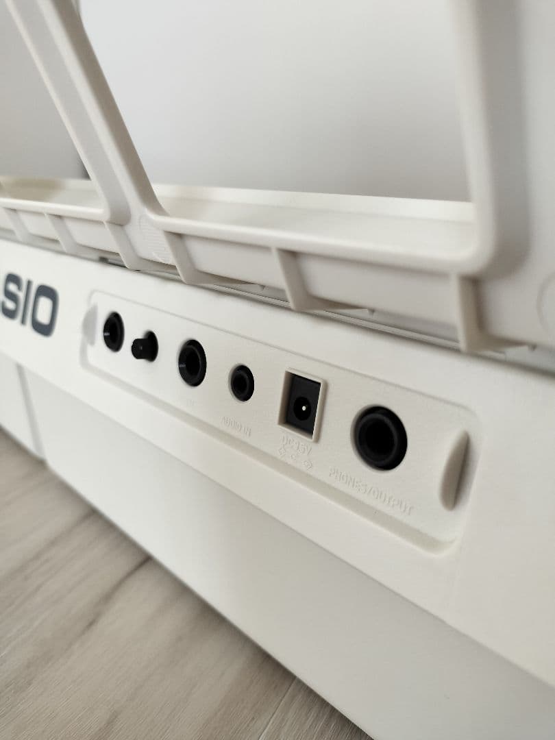 CASIO 光ナビゲーション キーボード LK-516 61鍵盤 230曲