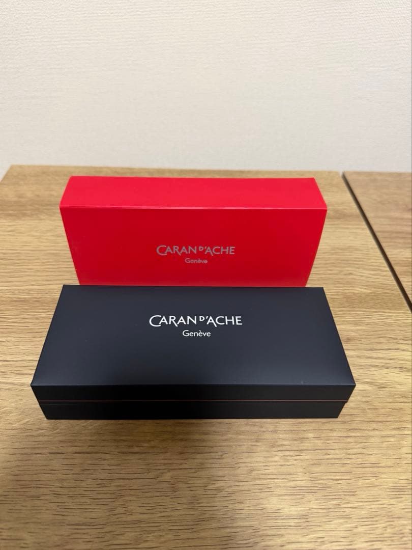 CARAN D'ACHE ボールペン シルバー CARAN D'ACHE カランダッシュ ボールペン エクリドール コレクション