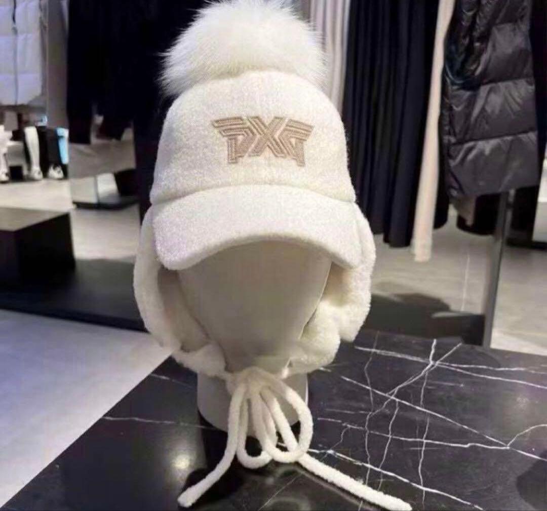 pxg ゴルフ　レディース　冬用キャップ　ボンボン　耳当て　防寒