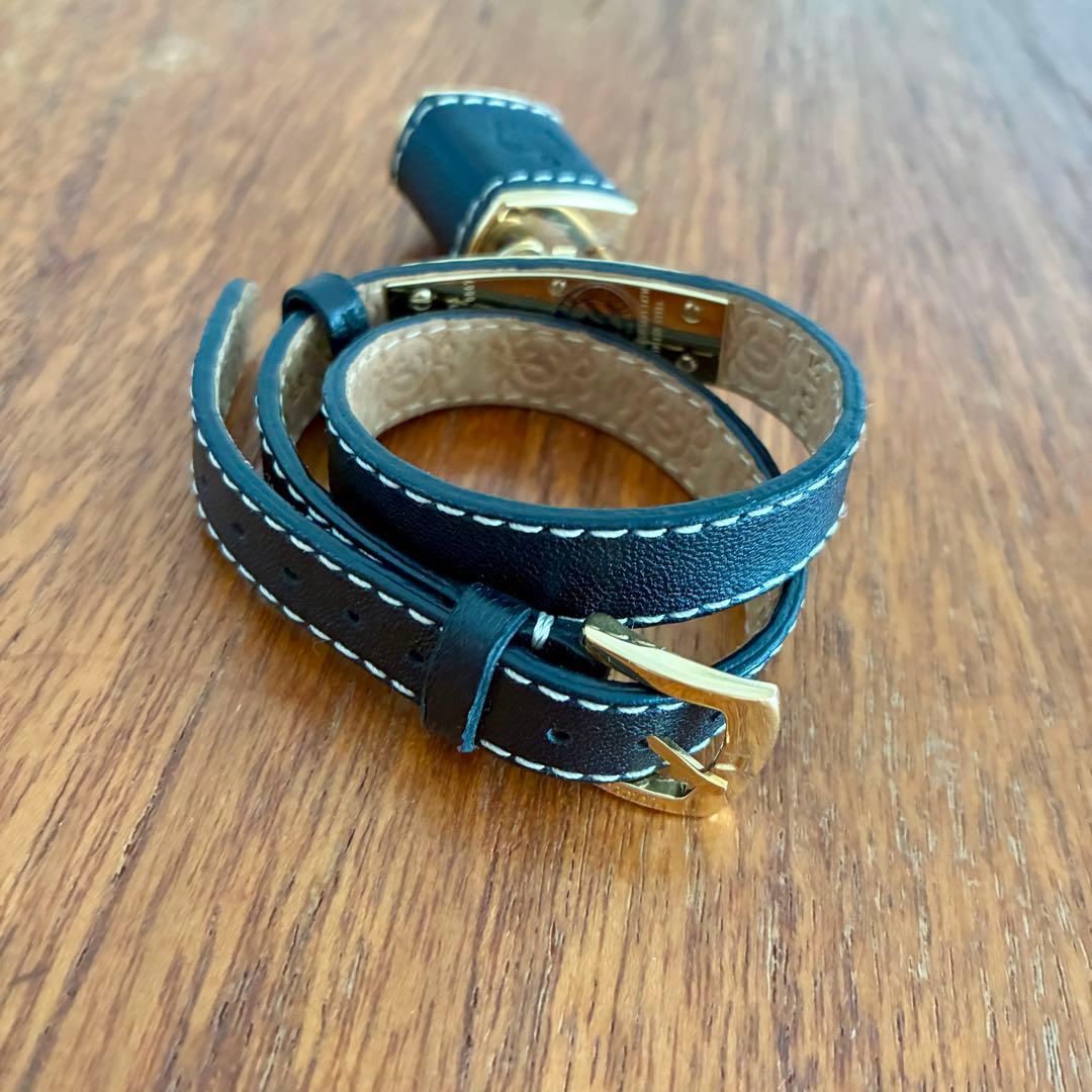 ジューシークチュール 腕時計 鍵型のブラックレザー 二重巻き 姫