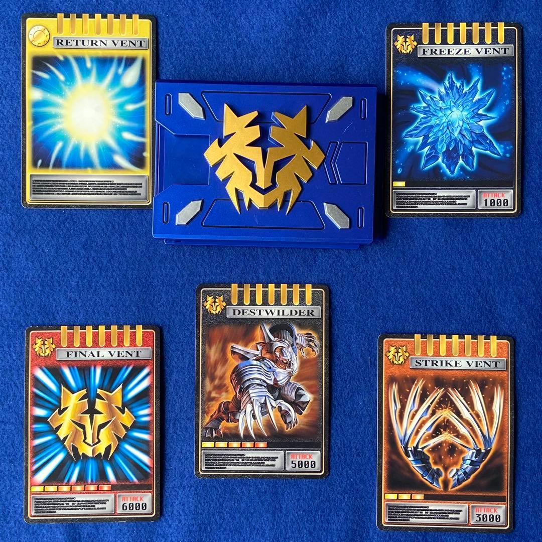 仮面ライダー龍騎　CSM Vバックル ベルト デッキ カード セット 81枚