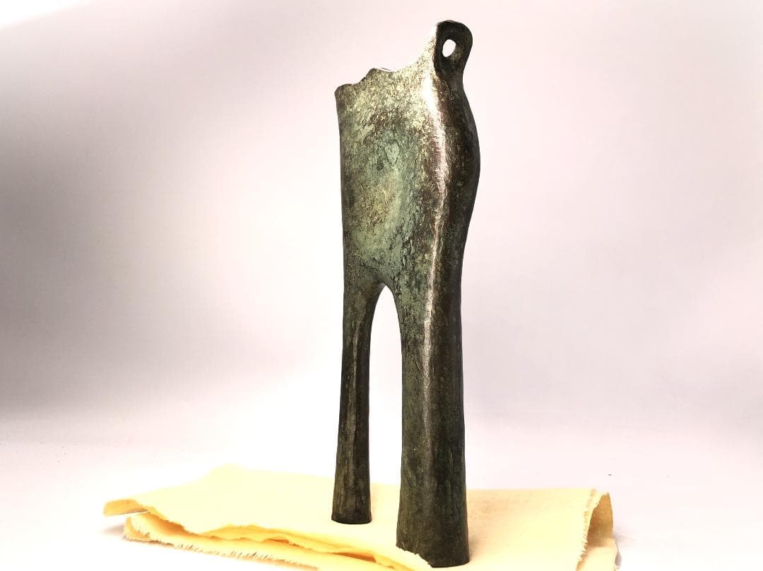 【 染川鉄之助 造　掛け花生 】　青銅一輪挿し　日展評議員　鋳金協会会長