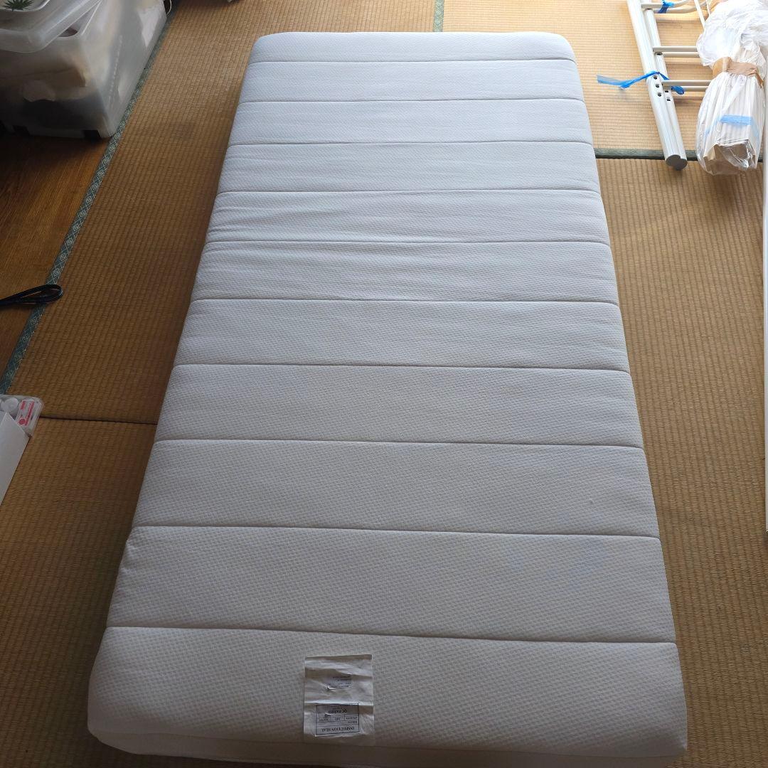 アイアン製シングルベッドフレーム ホワイト