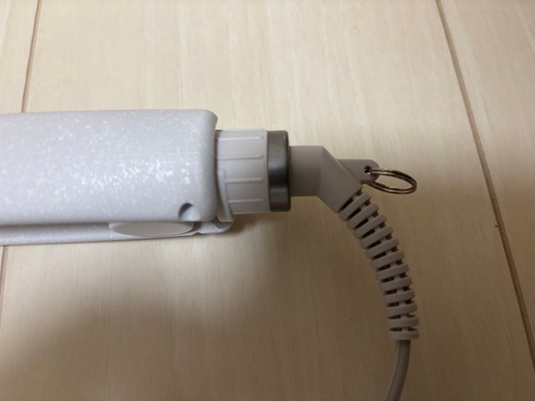 Nobby NBS1200 限定色ホワイト ストレートヘアアイロン 保証書付