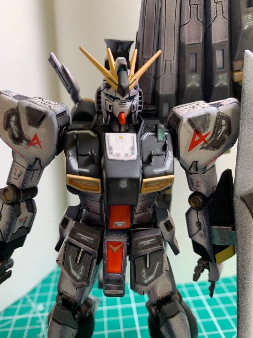 HG1/144 RX-93 νガンダム　全塗装・ディテールアップ仕上げ