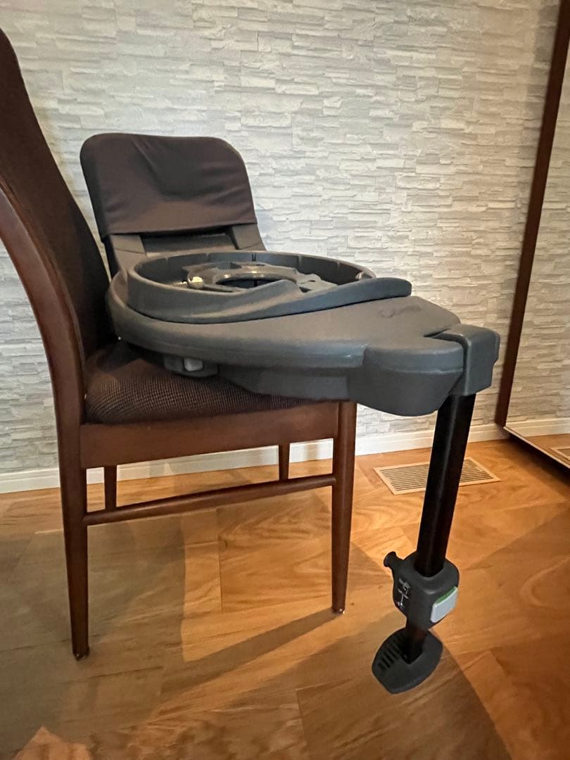 combi チャイルドシート the S