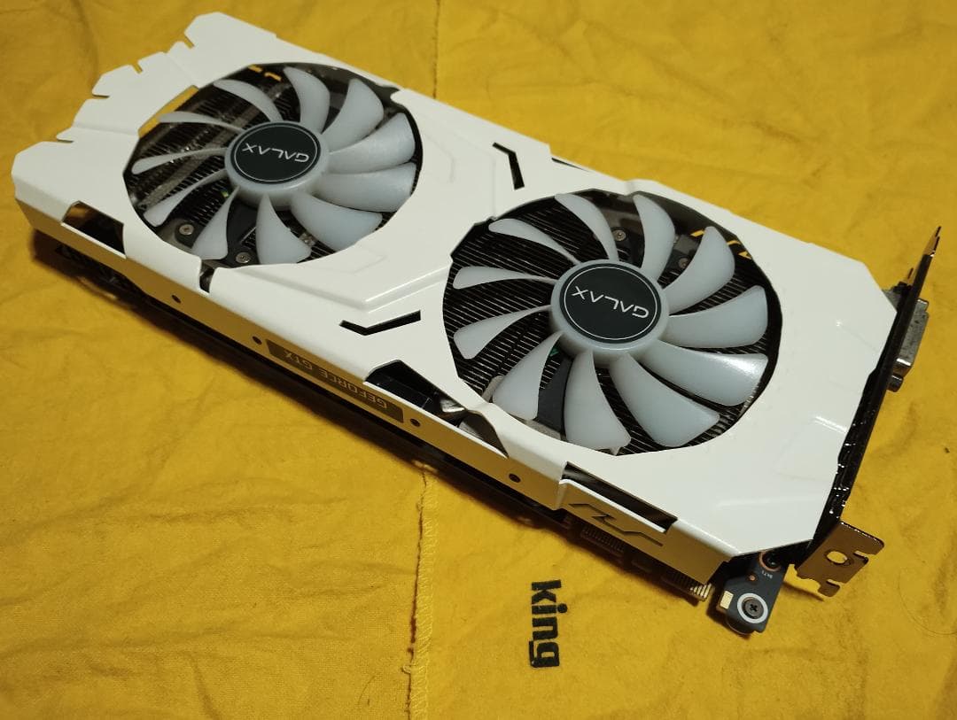 送料無料☆玄人志向☆GALAKURO☆GK-GTX1080-E8GB/WHITE