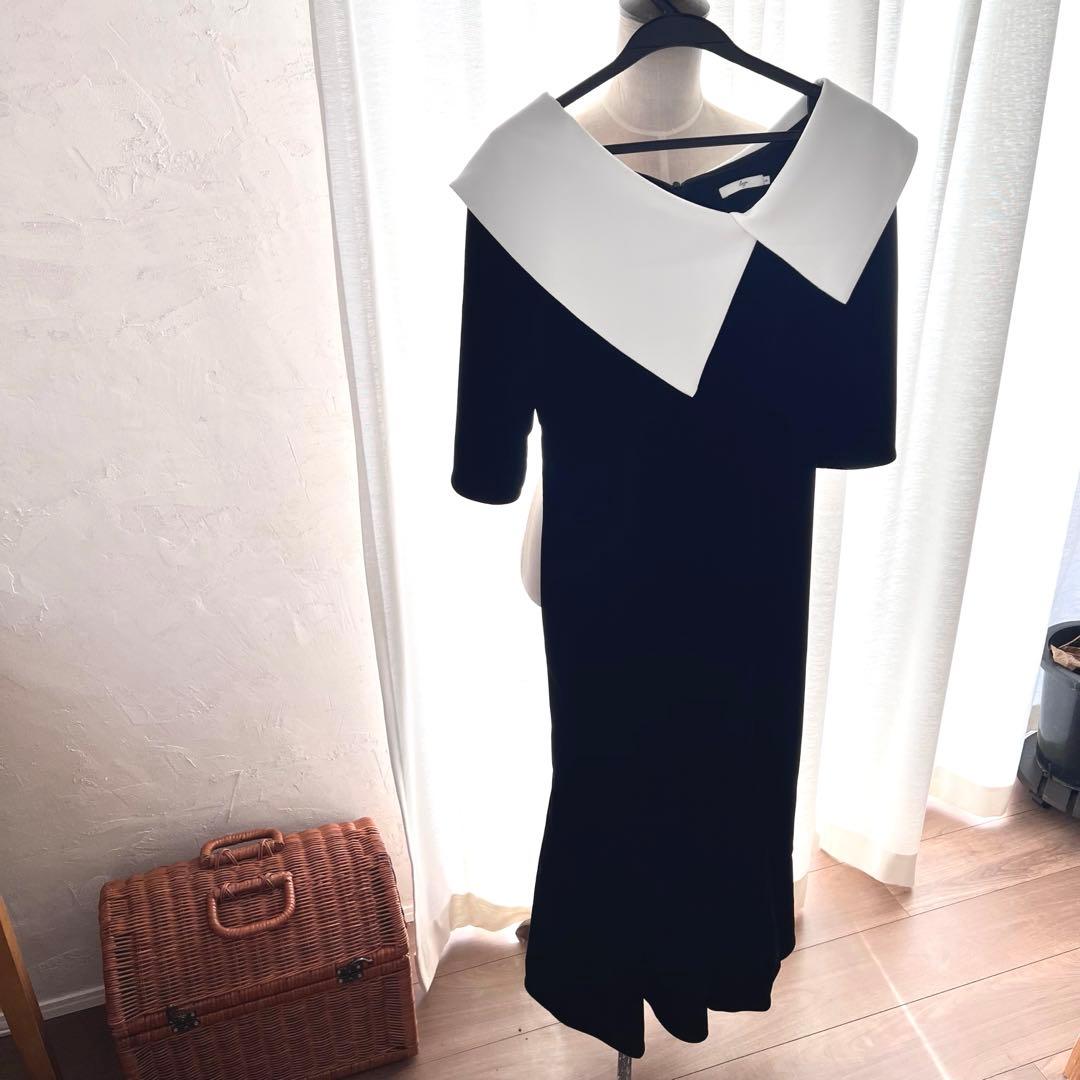 LEJA】アシンメトリービッグカラーベロアマーメイドドレス