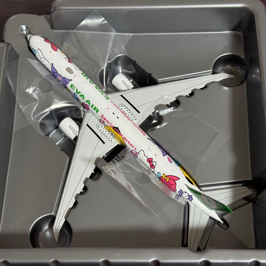 仲*介様 NG EVA AIR エバー航空 B777-300ER ハローキティ