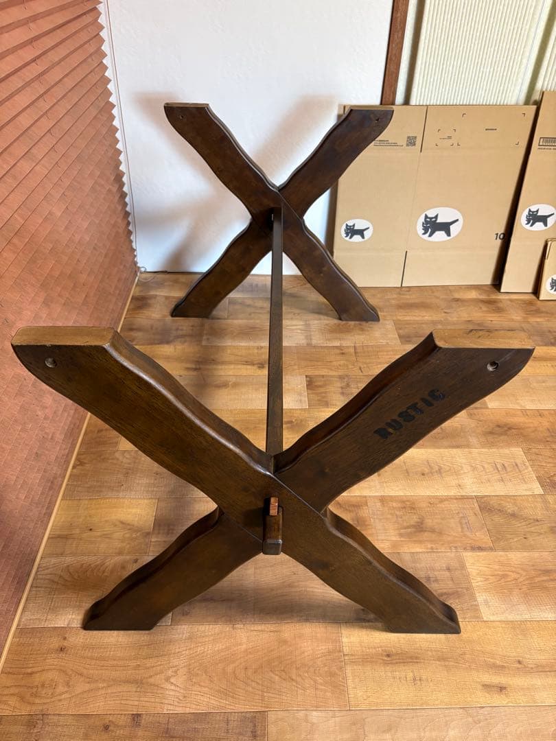 カリモク　ルスティック　ダイニングテーブル　訳あり　125㎝