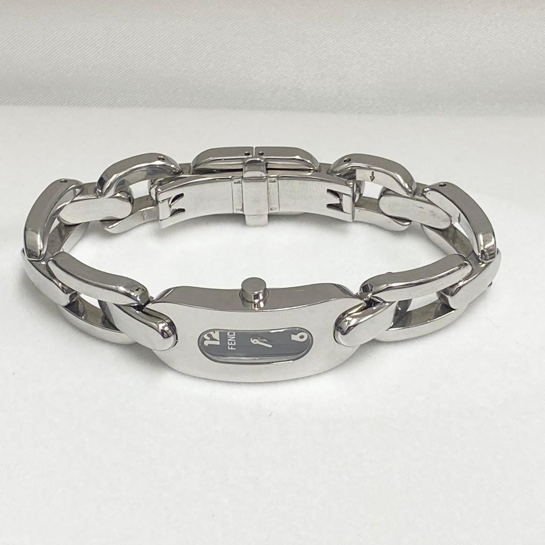 Fendi シルバー 金属ベルト 時計 3400L