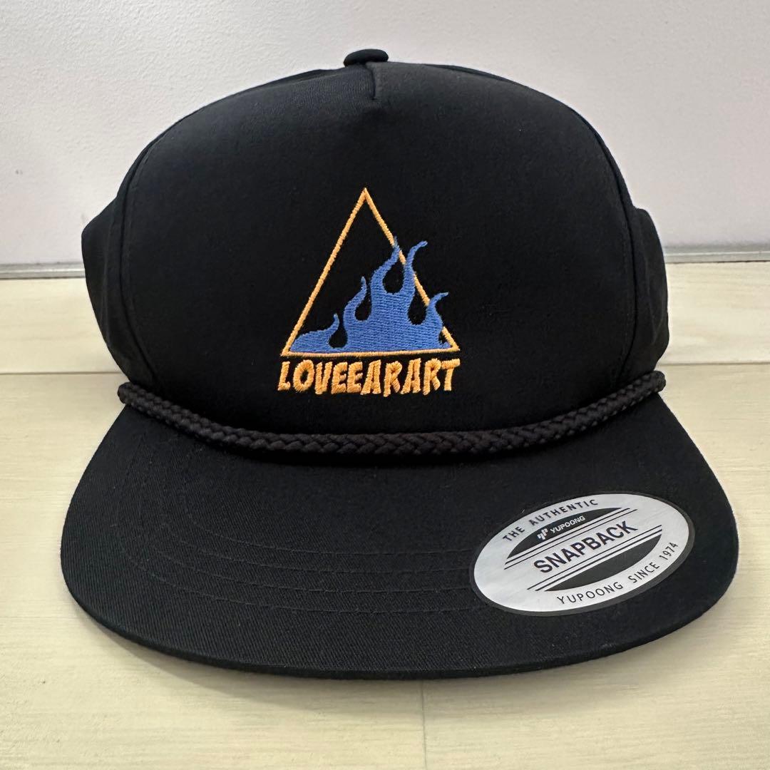 LOVE EAR ART キャップ
