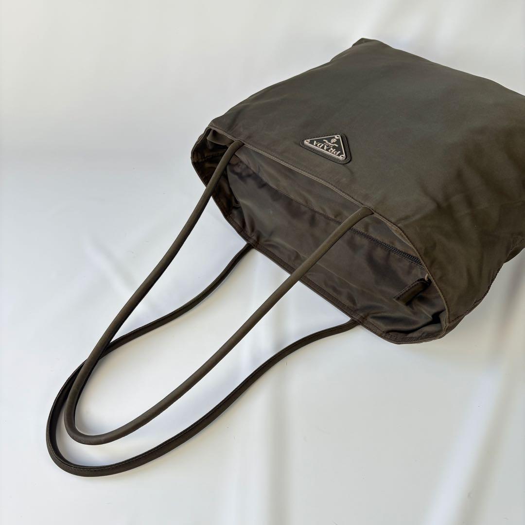 PRADA ナイロン トートバッグ ハンドバッグ カーキ　ブラウン　大容量