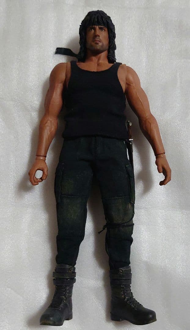 スリーゼロ ランボー3 1/6 フィギュア ホットトイズ系