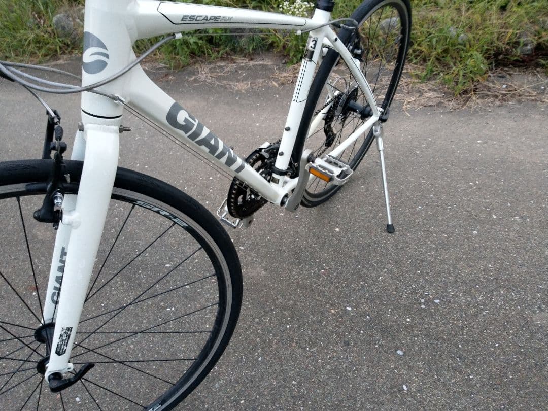 GIANT ジャイアント 　ESCAPE 　クロスバイク 　エスケープ　RX3