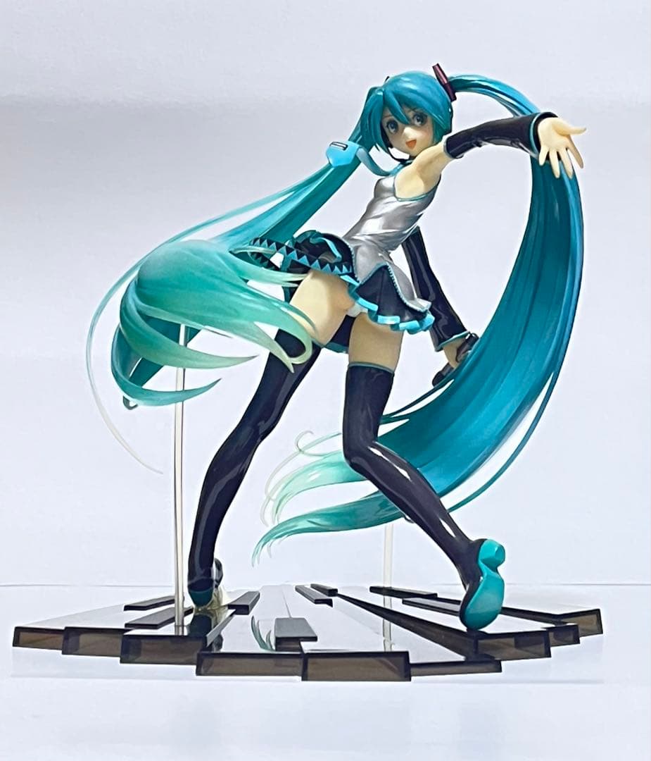 初音ミク Tony Ver. 1/7スケール フィギュア