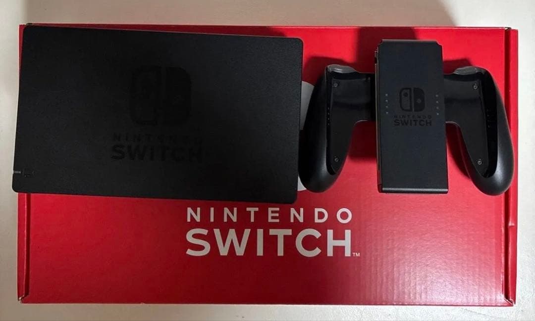 Nintendo Switch 本体 緑とピンクのJoy-Con
