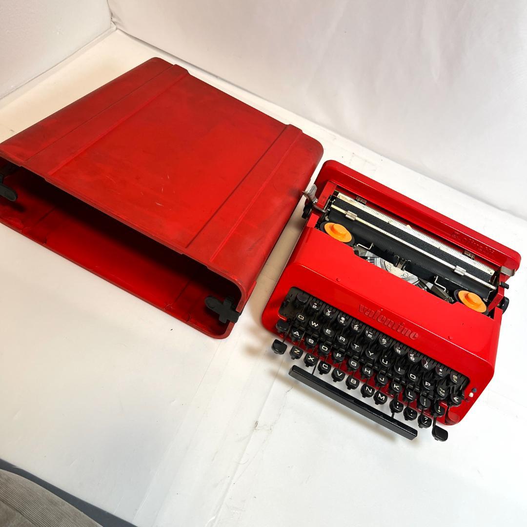 タイプライター オリベッティ バレンタイン、ヴィンテージ、動作良好、スペイン製