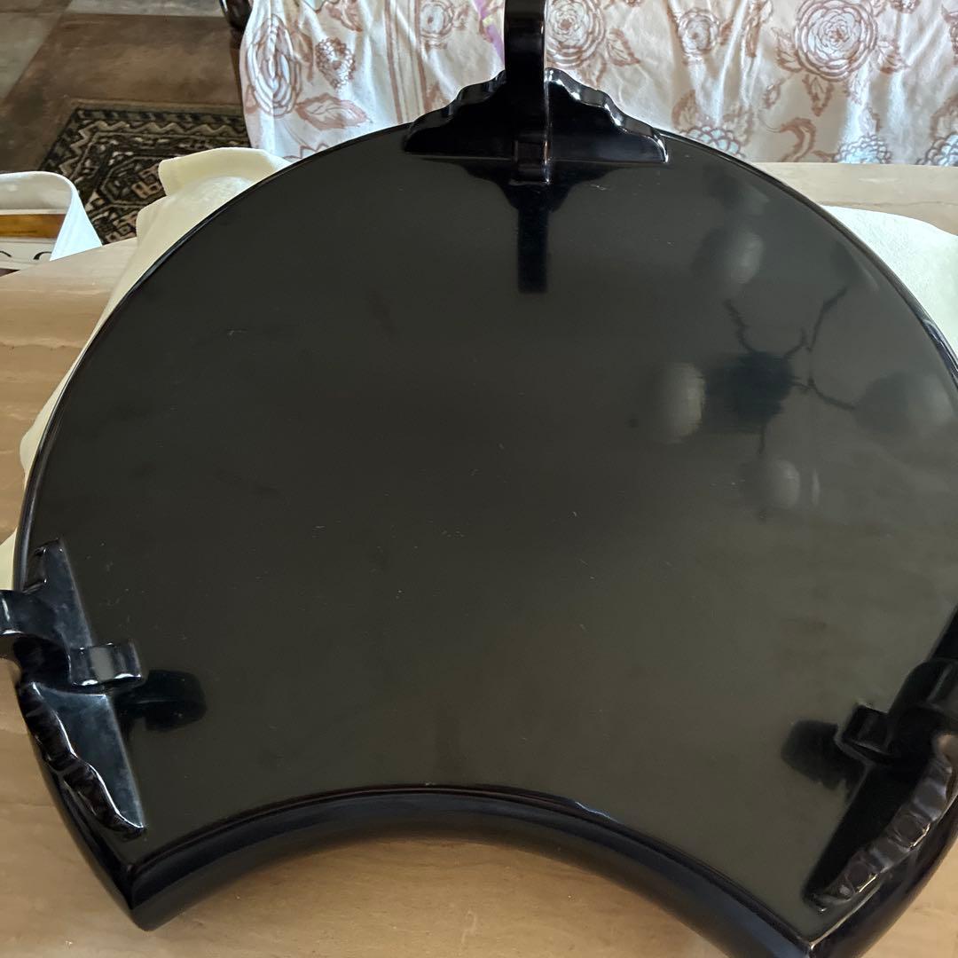 波と鳥の金箔装飾 半月形膳 輪島塗り（同じ物が8個あります》