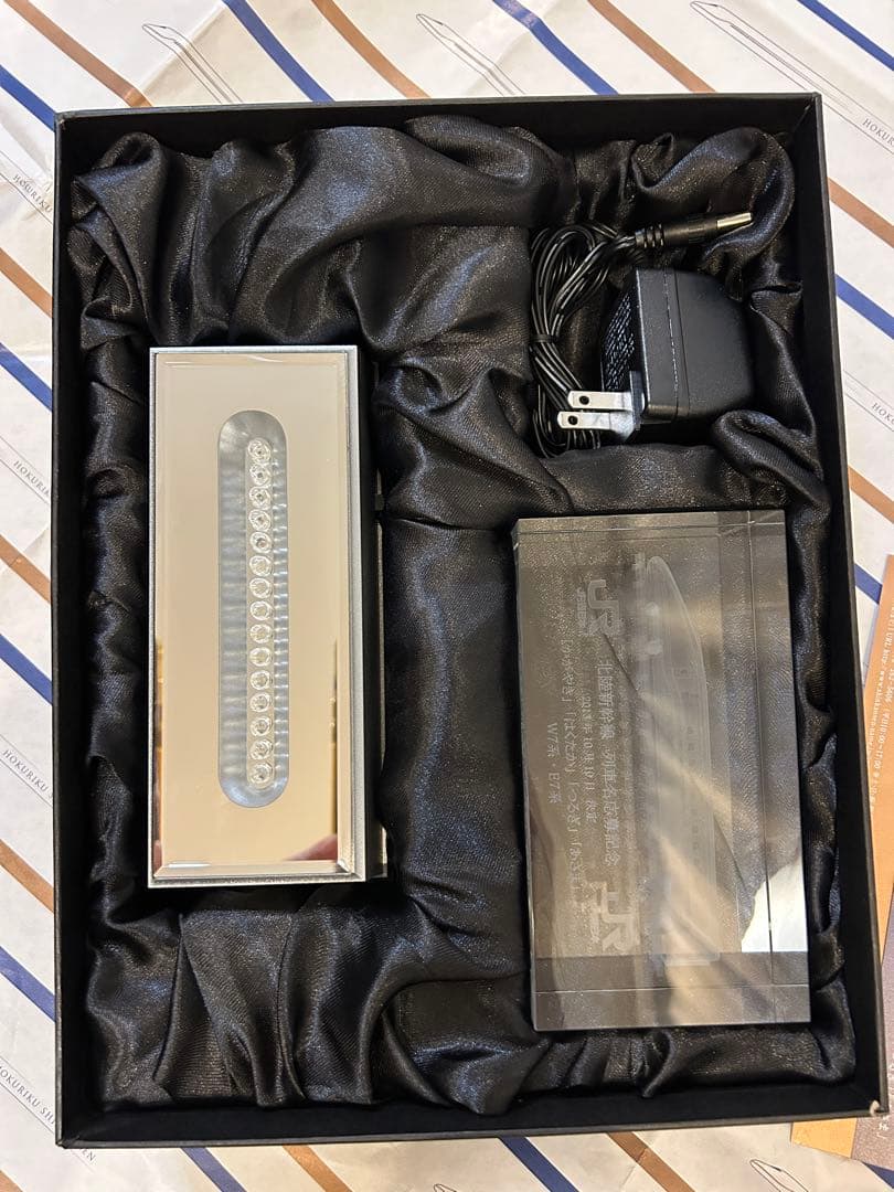 北陸新幹線列車名募集キャンペーン当選品　3Dクリスタル彫刻※200個限定※