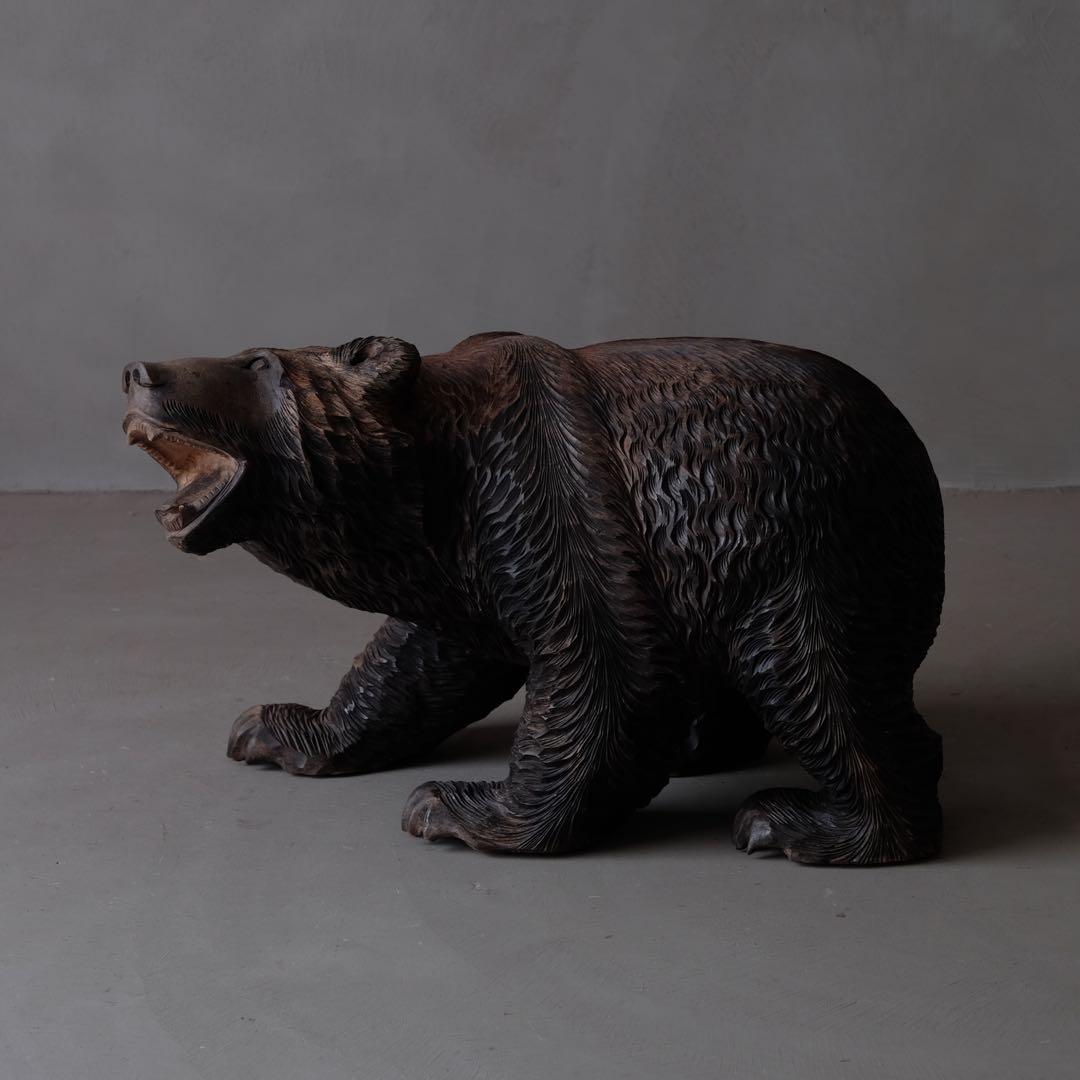 1968年 北海道 白老町 特大木彫りの熊 62×33×38㎝ 15.3