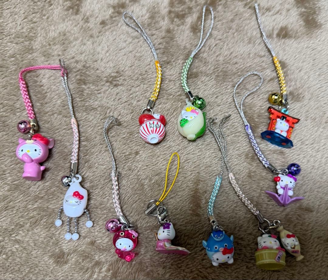 レア有り！ハローキティ　ご当地ストラップ　３１個セット