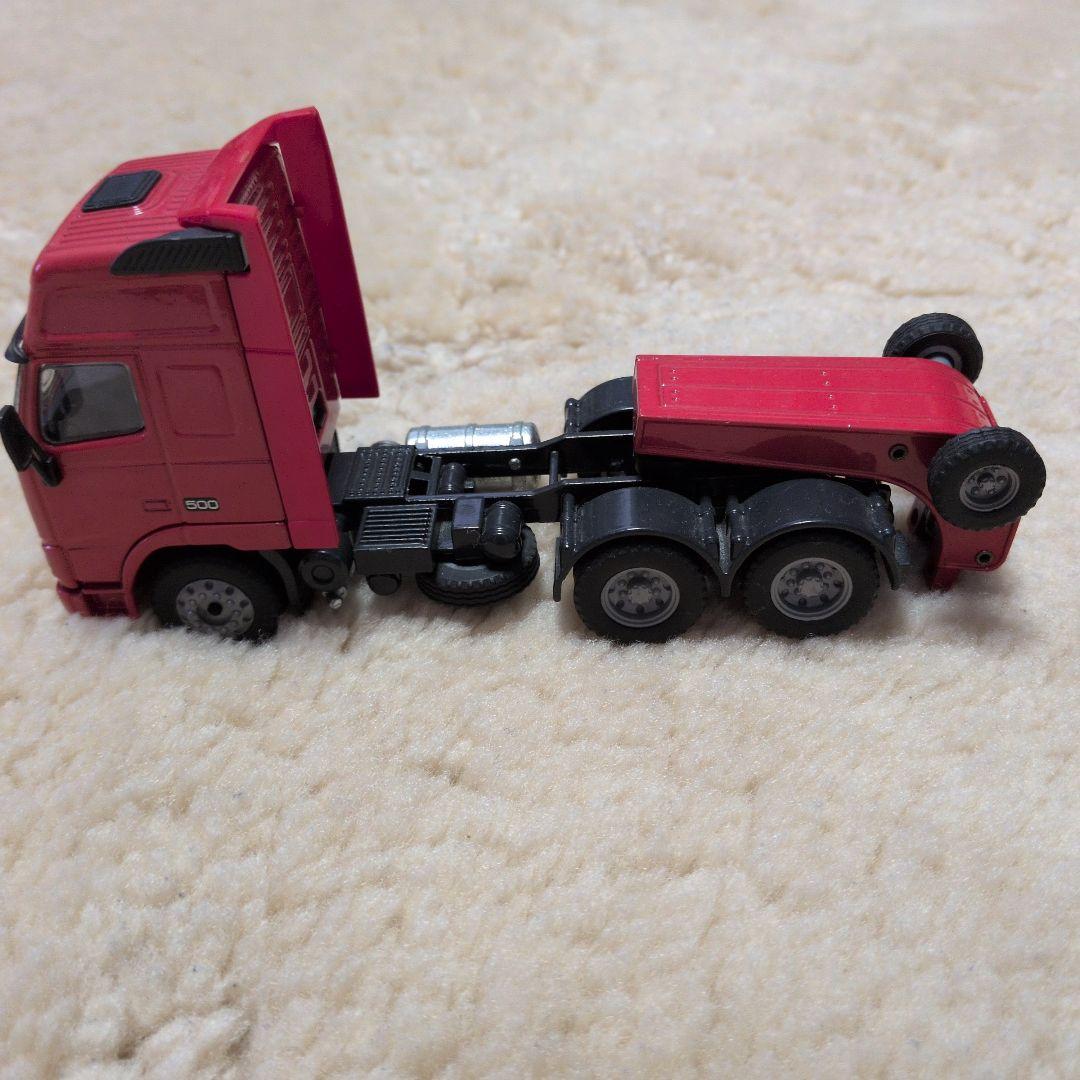 値下げ　ボルボ赤いGlobetrotter XLトレーラー、重機セット　箱なし