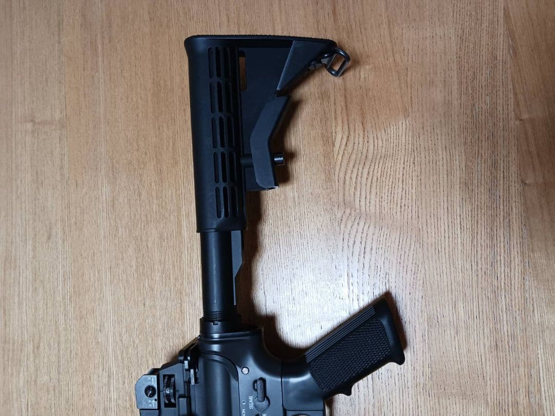 東京マルイ コルトM4A1カービン 電動ガン（18歳以上対象）