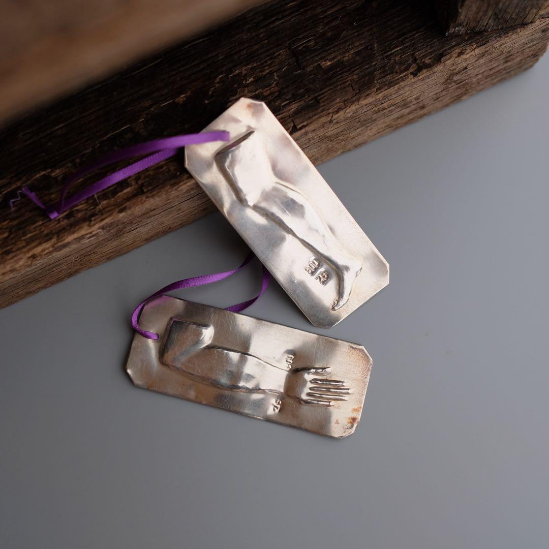 1930年代イタリア製の銀製奉納プレート 脚の形 1点 アンティーク