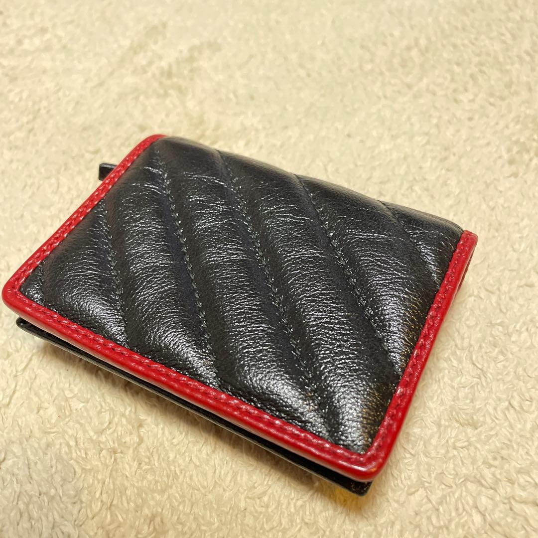 GUCCI GGマーモント 三つ折り財布 黒×赤 レディース