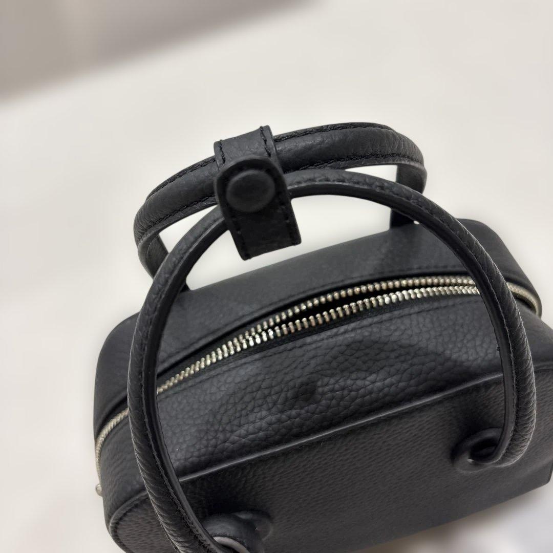 美品 VASIC APERO MINI MINI ハンドバッグ ブラック