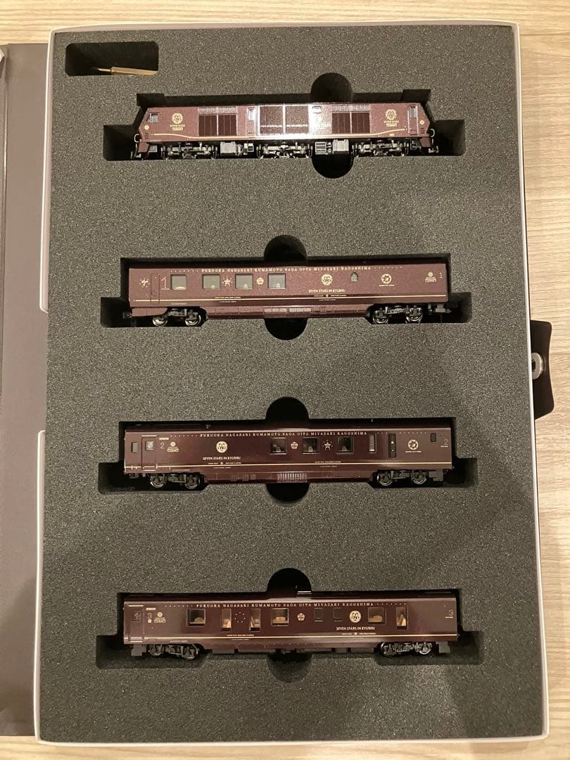 KATO 10-1519 クルーズトレイン ななつ星 in 九州