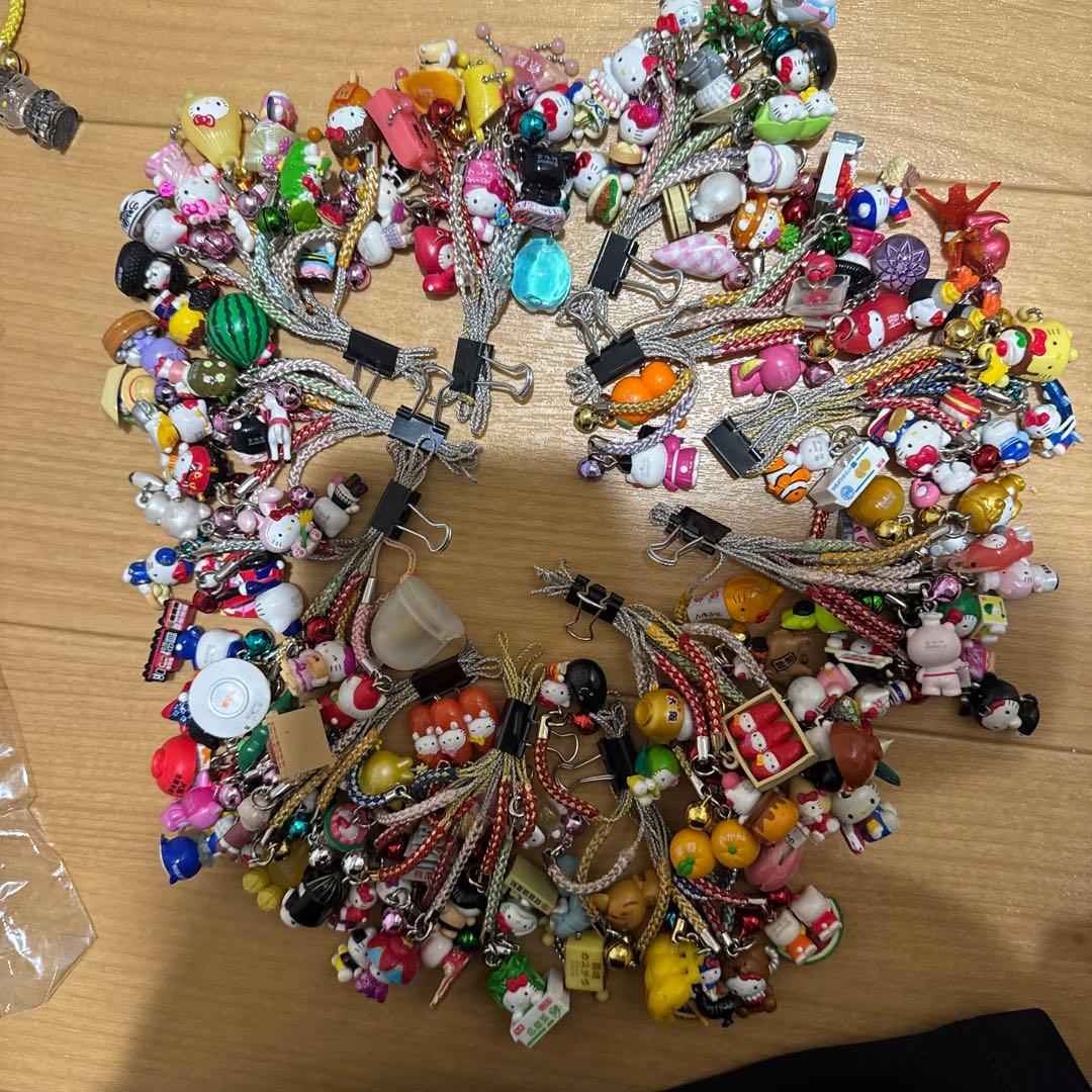 ご当地キティ　約400個