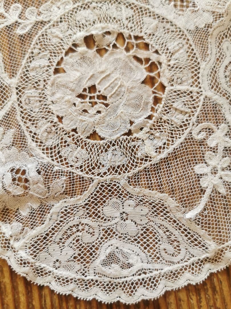 アンティークフランス ノルマンディーレース 花刺繍 アランソン