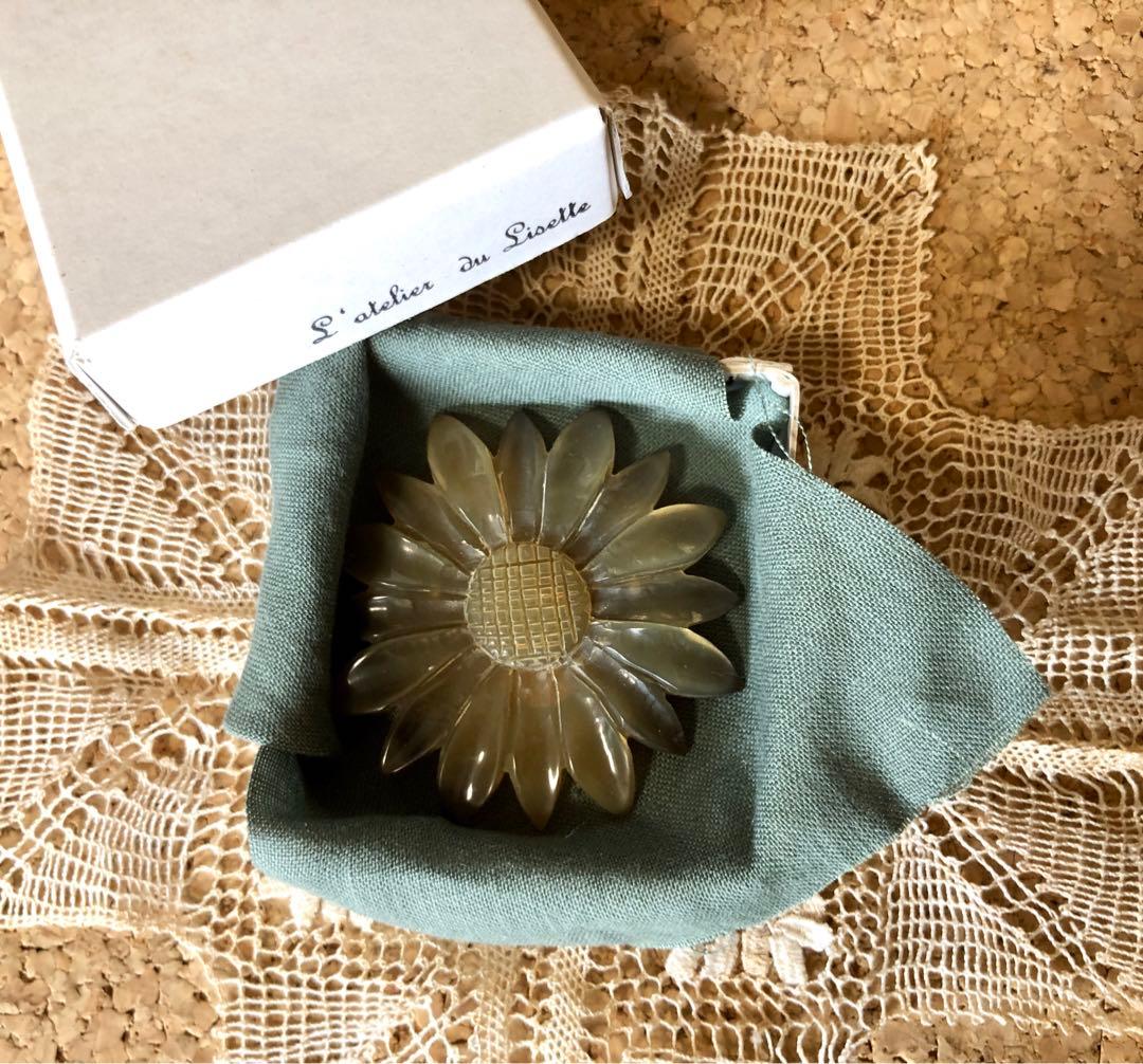 Lisette リゼッタブローシュ・イボーフクロウシルバー