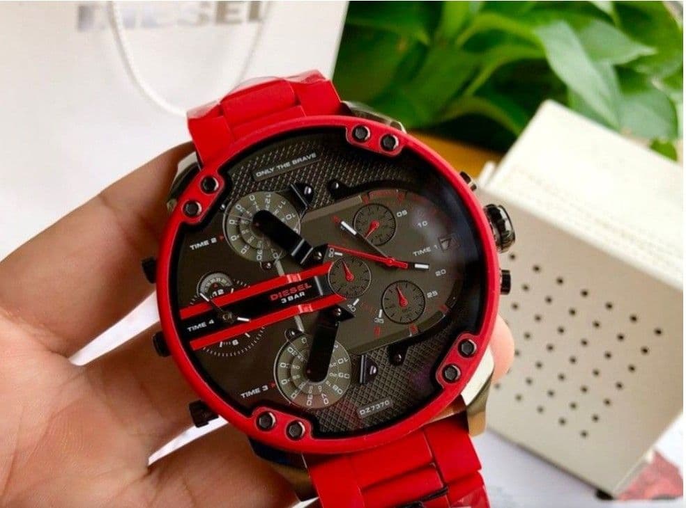 DIESEL　DZ7370 未使用新品☆腕時計　ディーゼル