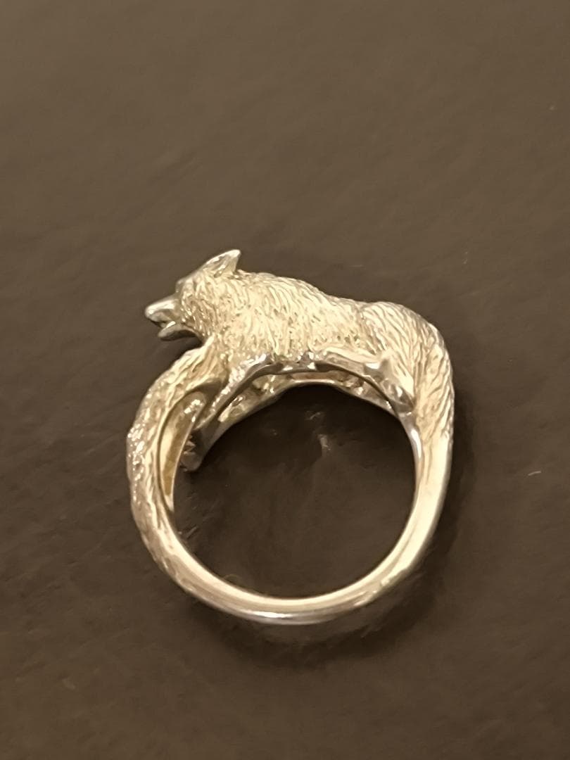 ヴァンドームブティック VB 旭山動物園応援企画 シンリンオオカミ リング