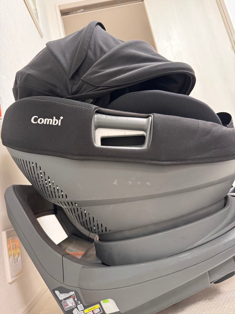 コンビ THE S plus ISOFIX EG ZB-750
