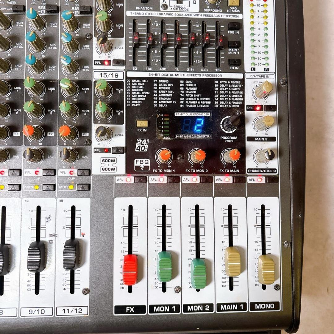 【稼働品】BEHRINGER PMP3000 16chパワードミキサー