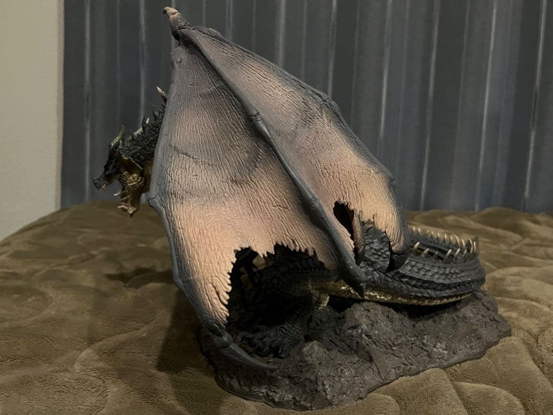 カプコンフィギュアビルダー クリエイターズモデル 黒龍 ミラボレアス　美品　箱付